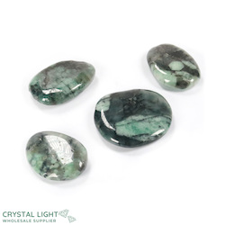 Flatstone Individuals and Lots: Emerald Flatstone Lot